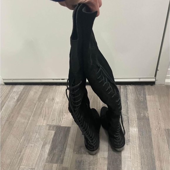 Black suede thigh high boots. Zipper at the side and fashion laces at the back. - Picture 3 of 8